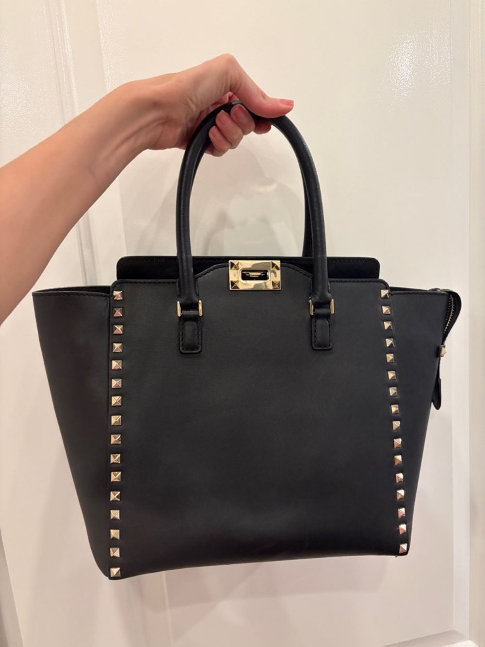 Authentic Valentino Rockstud Leather Handbag
